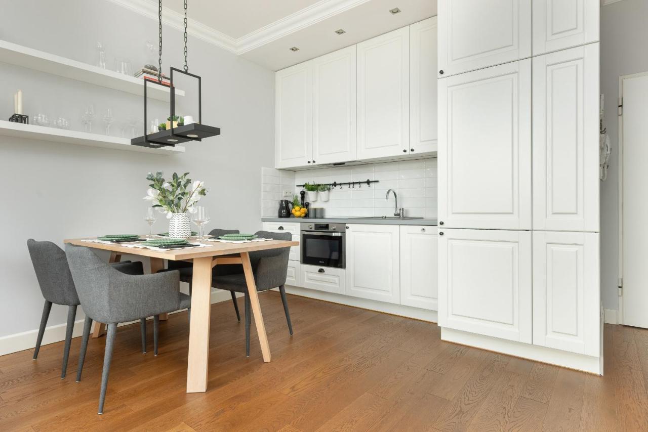 Cozy Apartment Gieysztora Wilanow By Noclegi Renters ワルシャワ エクステリア 写真