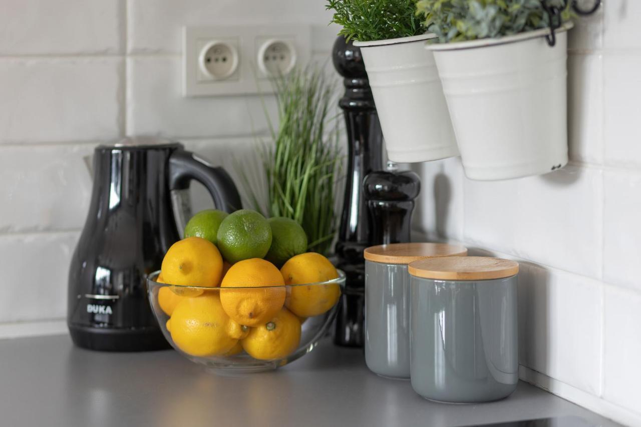 Cozy Apartment Gieysztora Wilanow By Noclegi Renters ワルシャワ エクステリア 写真